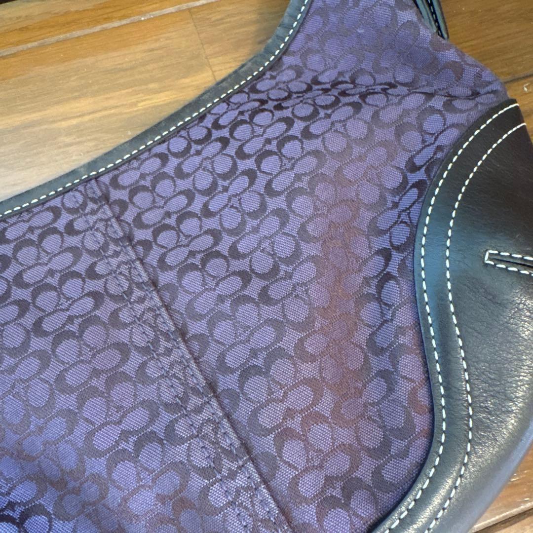 1/12まで限定価格！コーチショルダーバッグハンドルバック　パープルシグネチャー