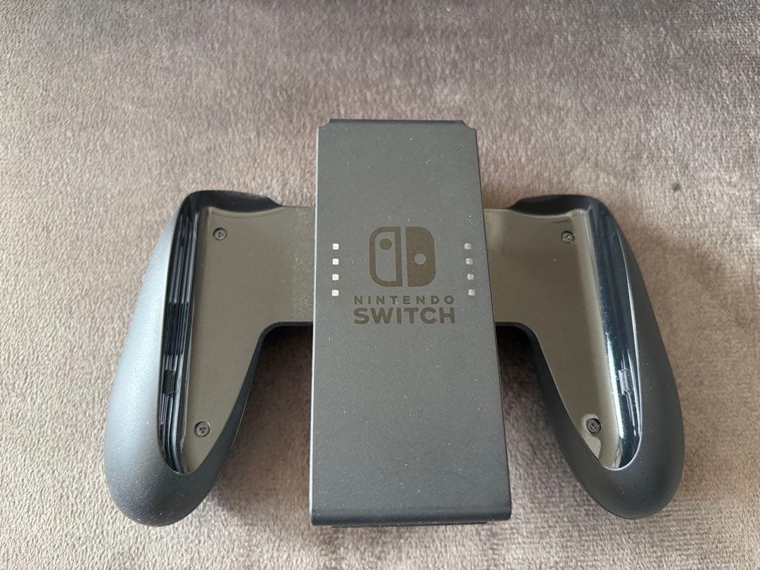 Nintendo Switch 本体 赤/青 ジョイコン付き