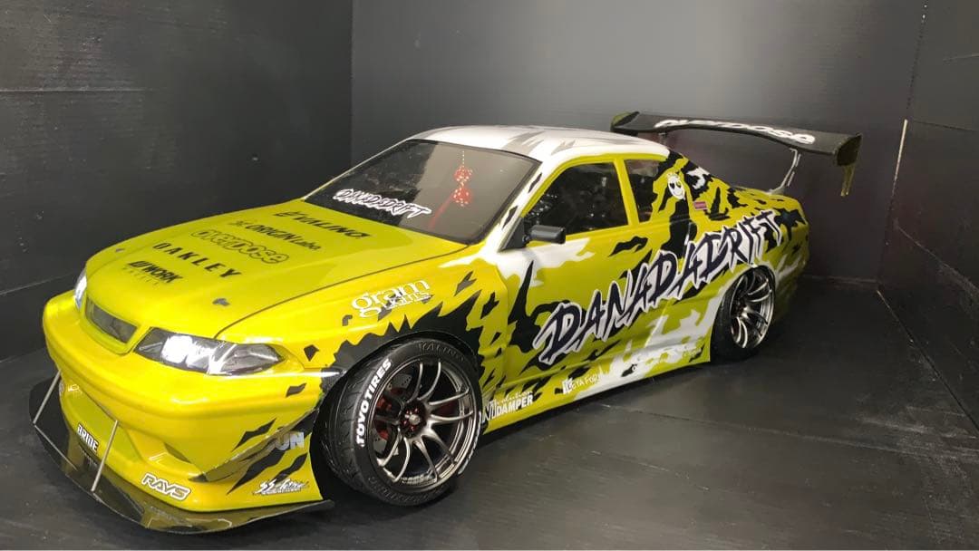 ラジコンボディ