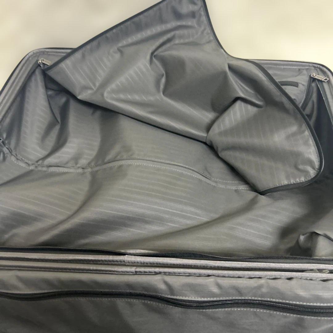 TUMI　4輪　キャリー　ALPHA2 バリスティックナイロン　GEN4.2　黒