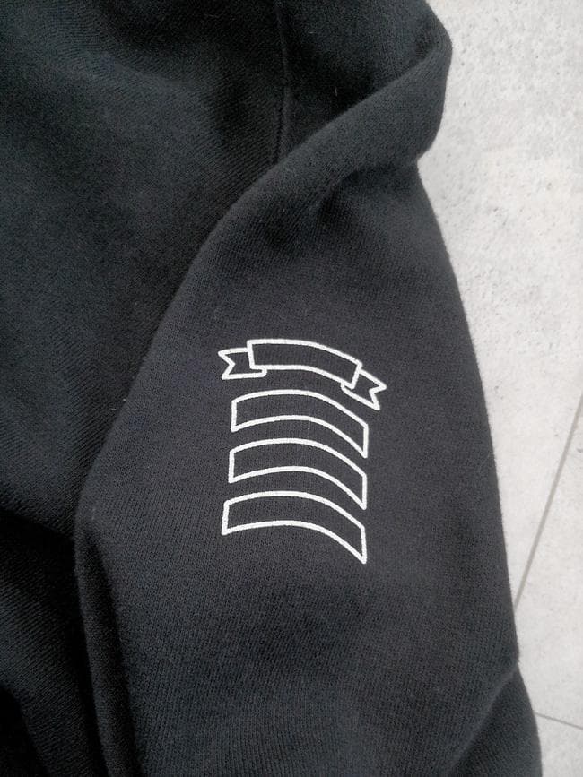 ナンバーナイン ダメージ加工 エンブレム プリント スウェット パーカー 3 黒