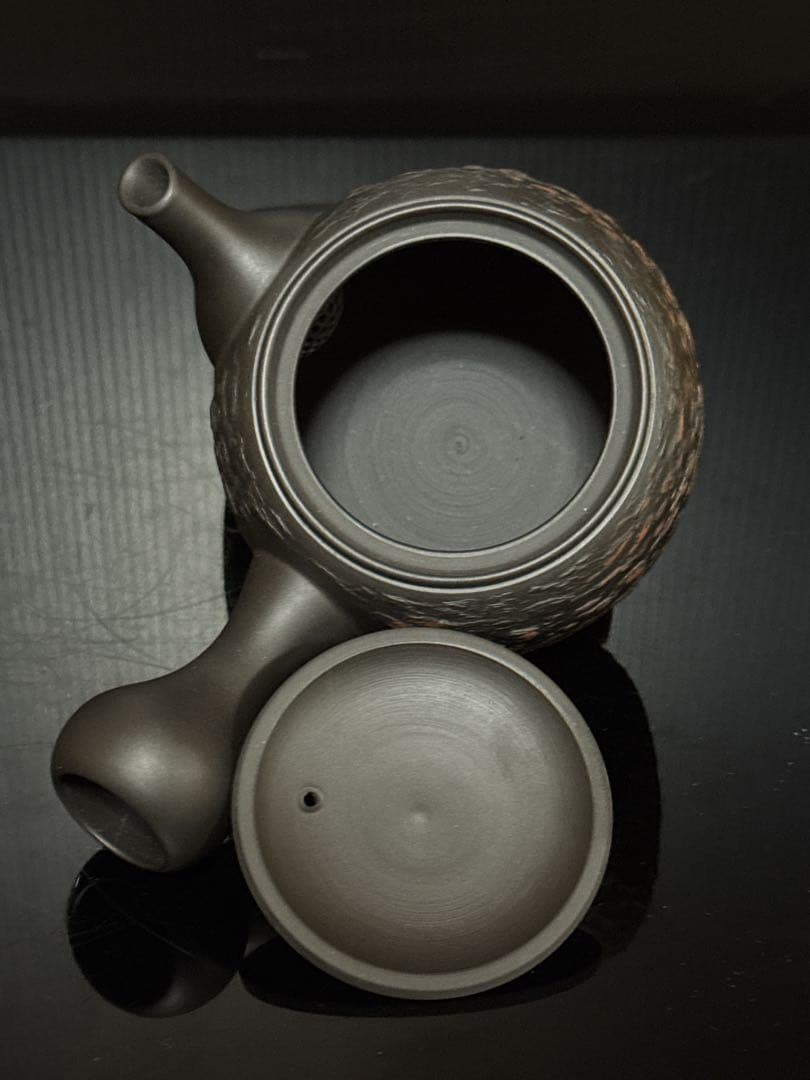 個展出品作 常滑焼 名人 仲井堂 森下宗則 作 焼桜紋様 急須 茶注 桐共箱付