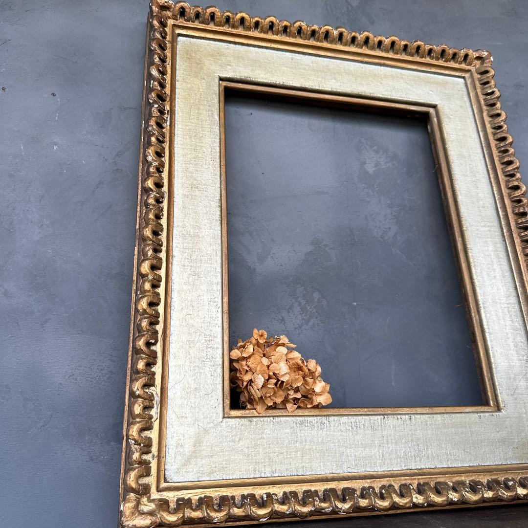 瞬間大幅お値下げ❣️希少品❣️アンティーク　木製額縁　ディスプレイに！