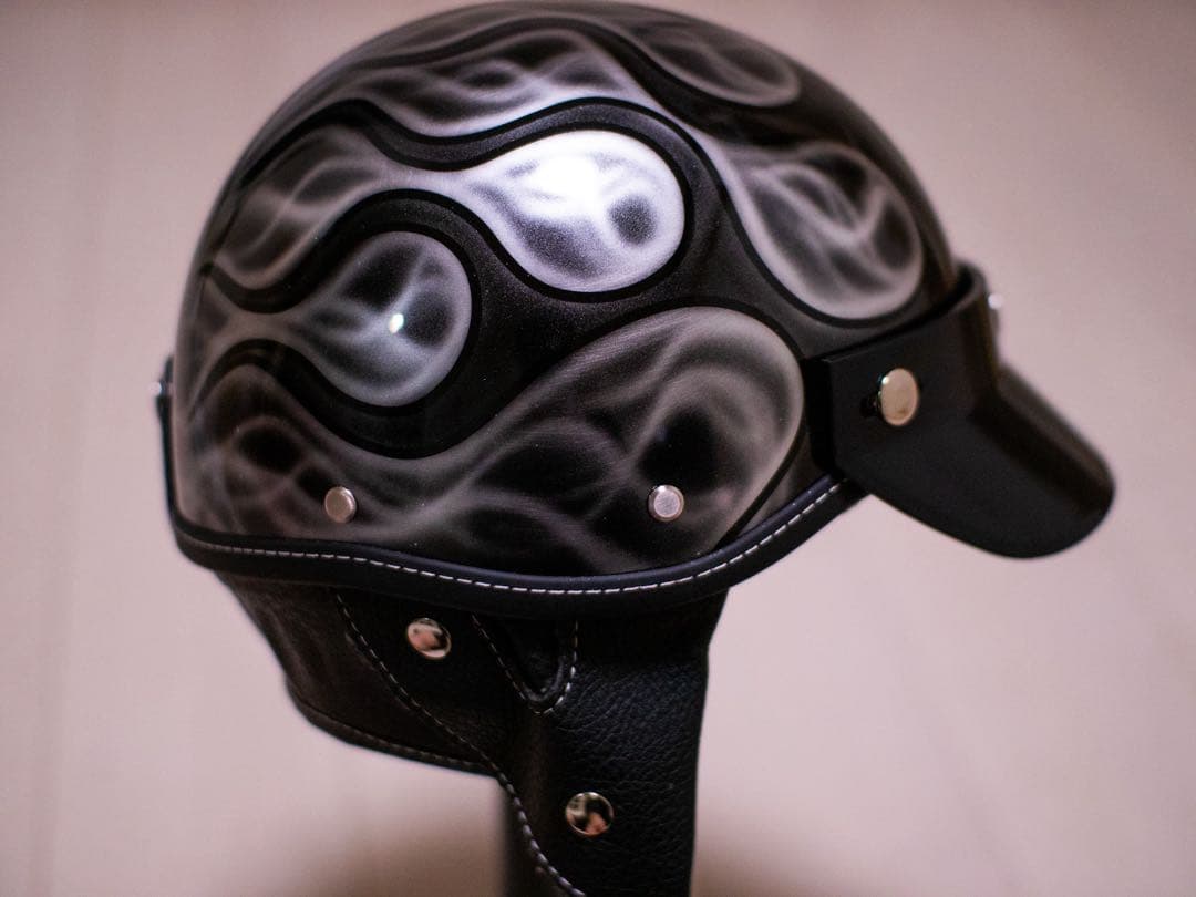 M 新品未使用　ポリヘル　ポリス　ヘルメット 黒シルバーフレア