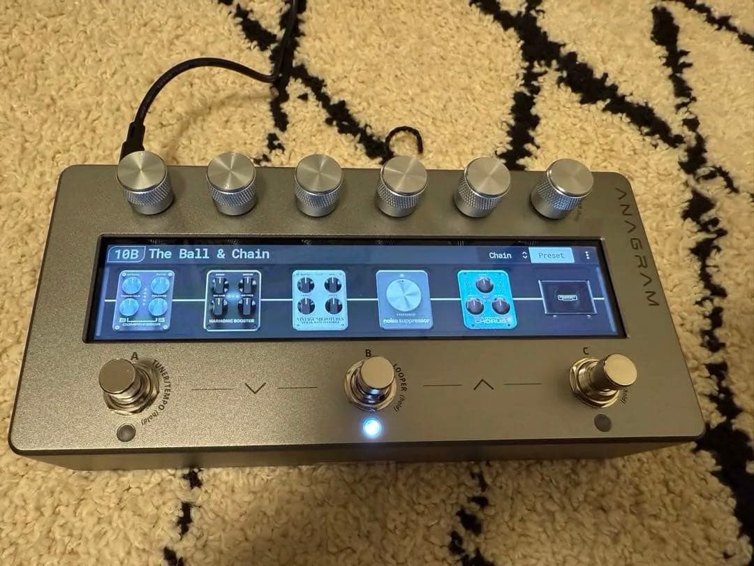 ベース Darkglass ANAGRAM