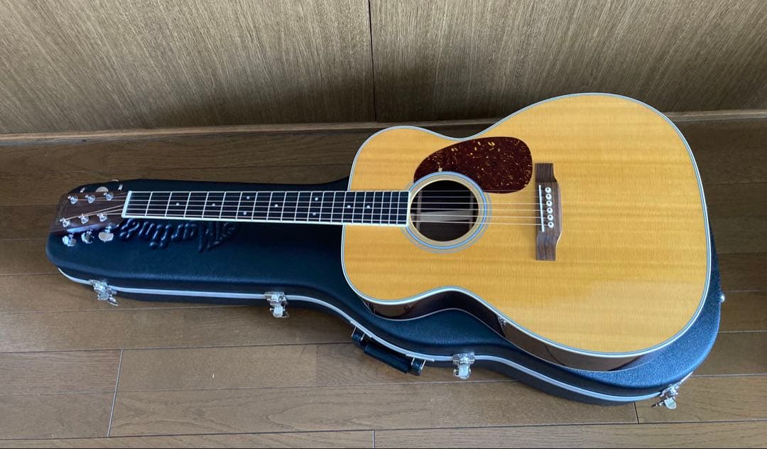 JOAN　[新品同様] Martin M-36