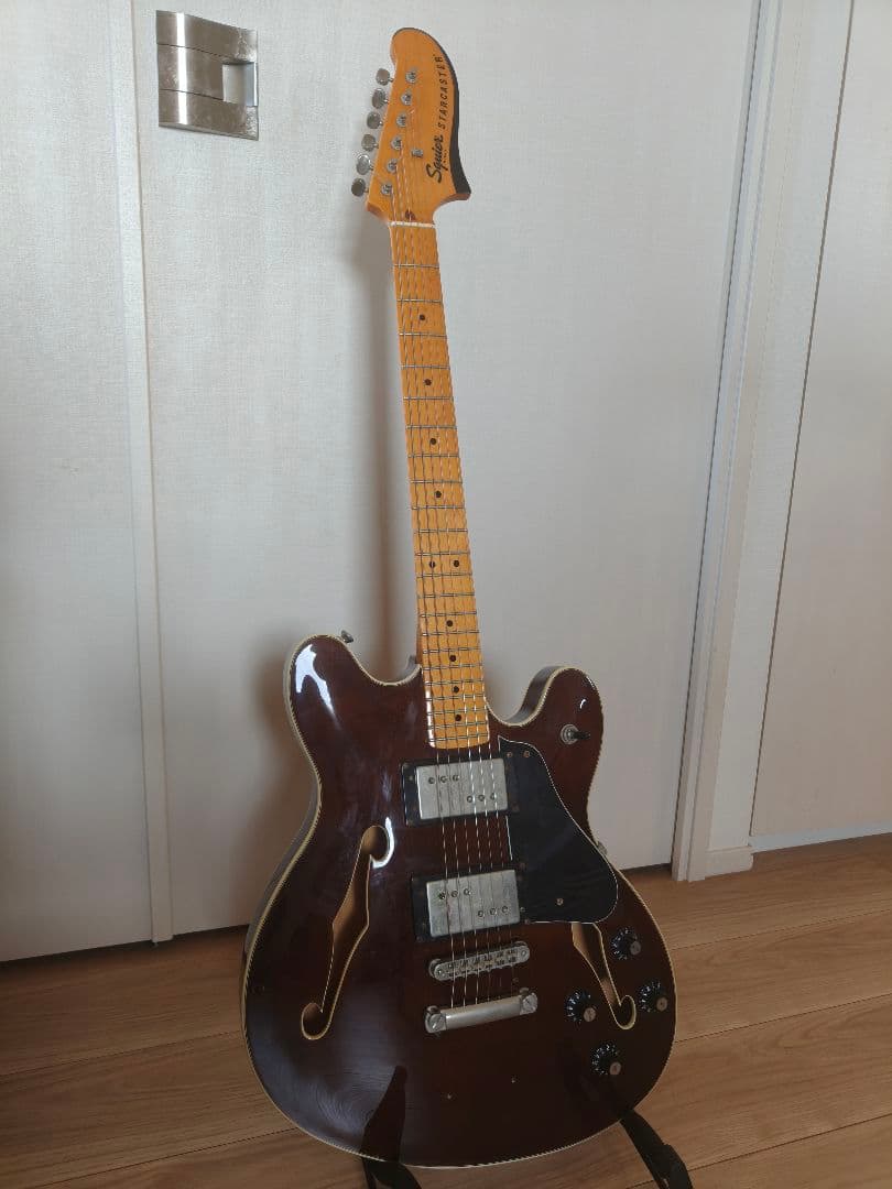 ギター Squire Starcaster classic vibes