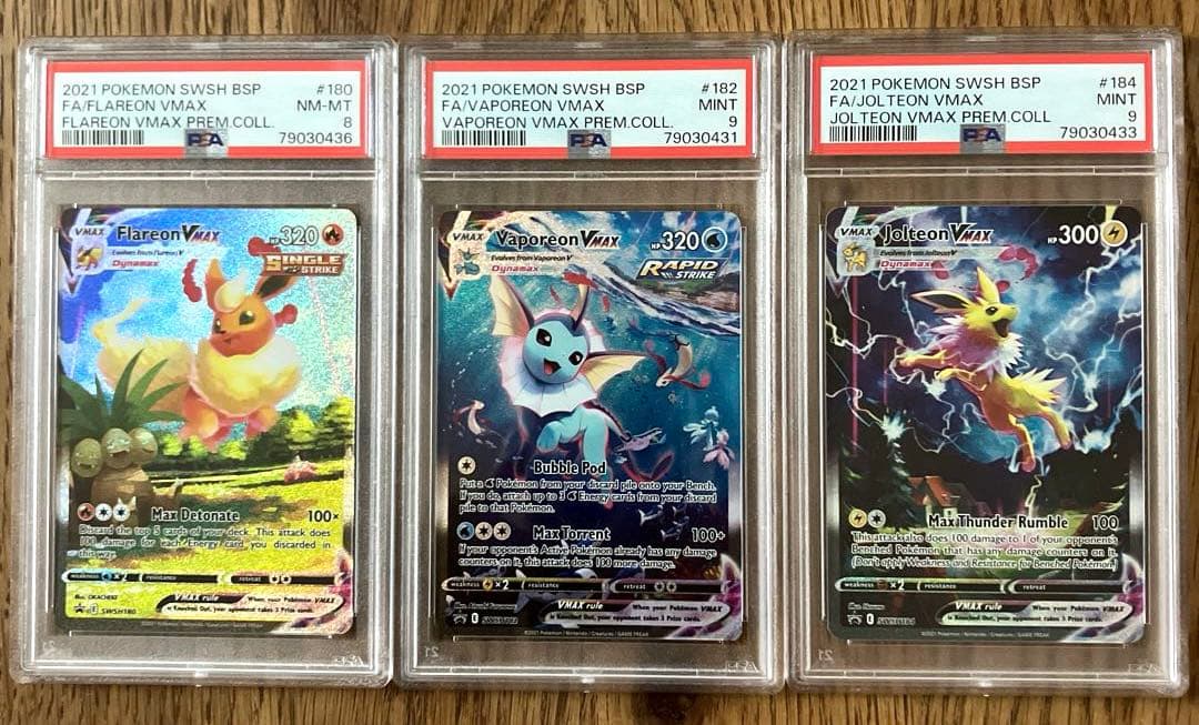 【psa9】夏ポケカ　英語版　シャワーズvmax サンダース　ブースター　海外