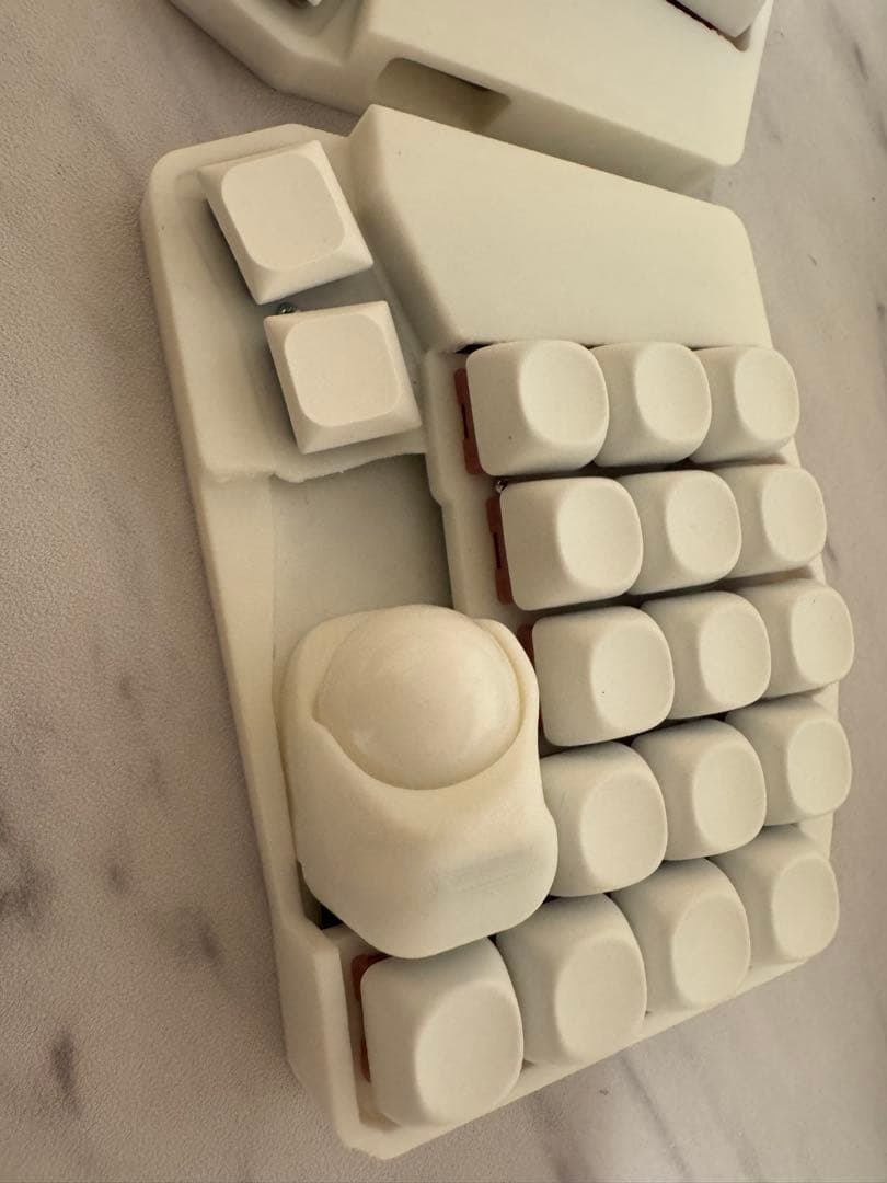 【新品】keyball39 白仕様　完成品　付属品あり