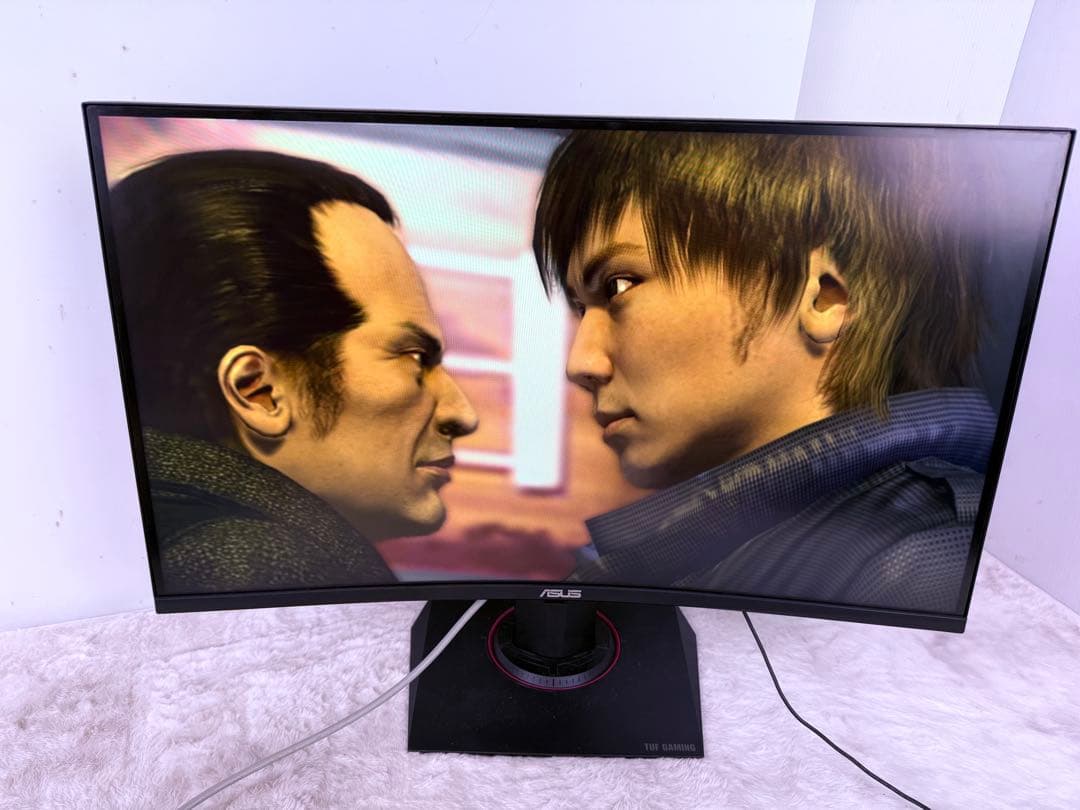 ASUS TUF Gaming 27インチ湾曲ゲーミングモニター VG27VQ