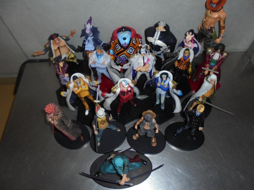 ワンピース フィギュアセット 20体まとめ売り