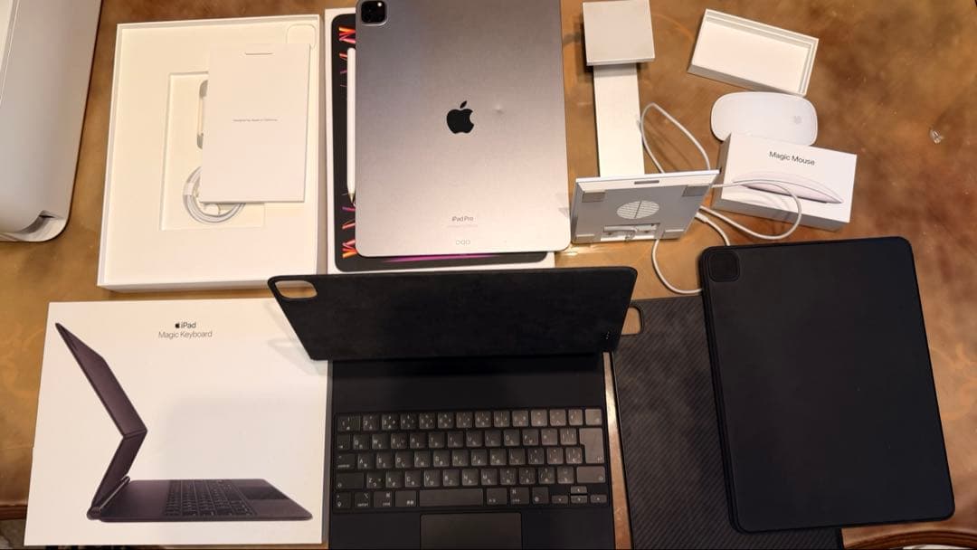 ipad pro 12.9 第6世代、Magic key board 等セット