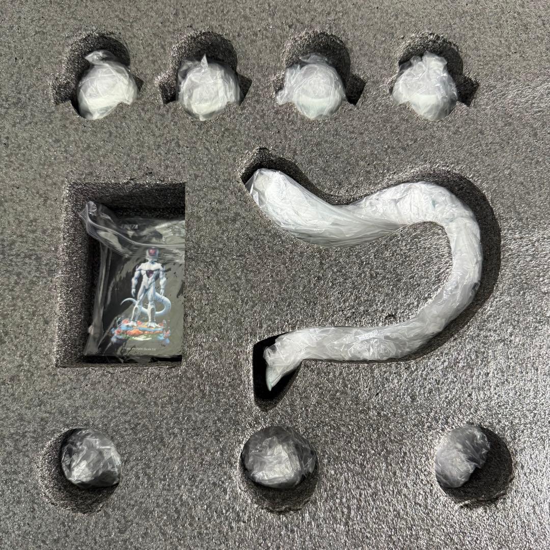 【VIP顧客限定版】ホワイトホールスタジオ フリーザ 最終形態 ベースバージョン