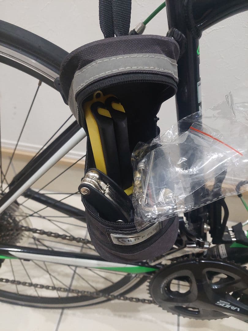 GIANT 「ジャイアント」 CONTEND ロードバイク アルミ　空気入れ