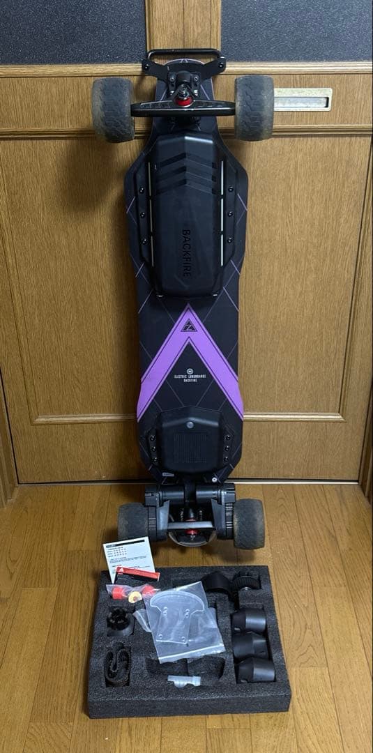 電動スケボー BACKFIRE Zealot S 付属品多数
