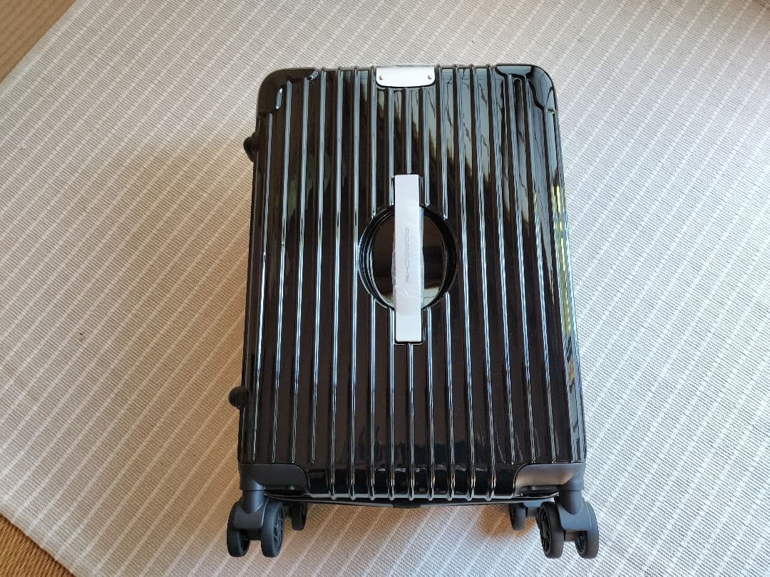 【新品未使用品】ポルシェ スーツケース TSAロック 機内持ち込み可能