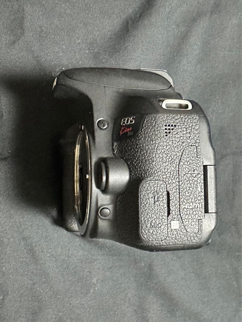 Canon EOS Kiss X9iダブルズームレンズセットでございます♪