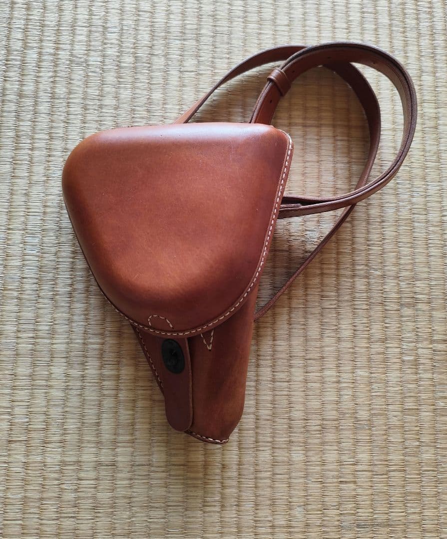 十四年式拳銃　拳銃嚢　ホルスター　日本軍　陸軍　海軍　陸戦隊　大日本帝国