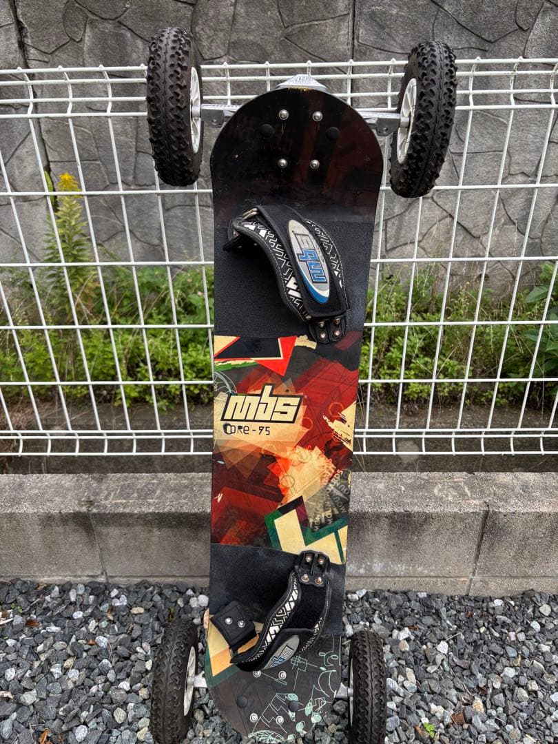 マウンテンボード MBS CORE95（タイヤ１つジャンク）