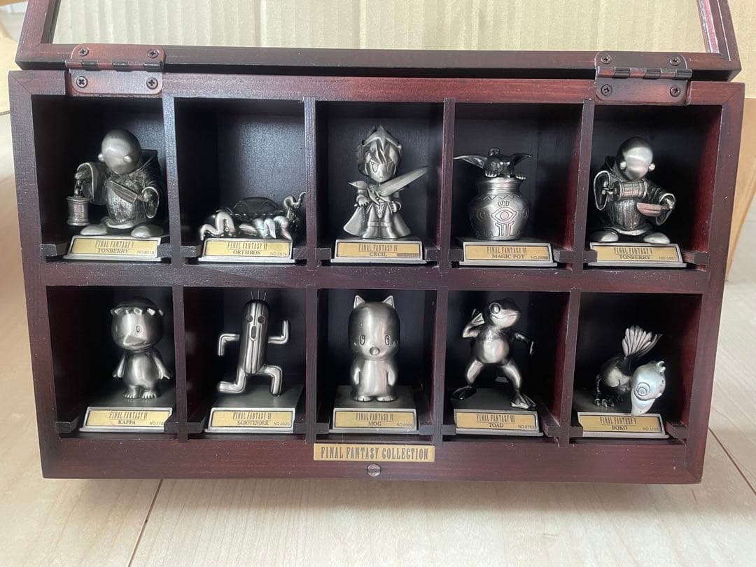 ファイナルファンタジークロムフィギュア