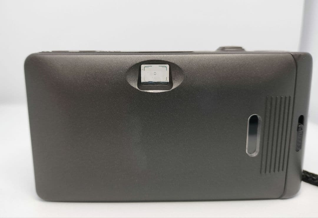 LEICA mini コンパクトフィルムカメラ　カバー付き