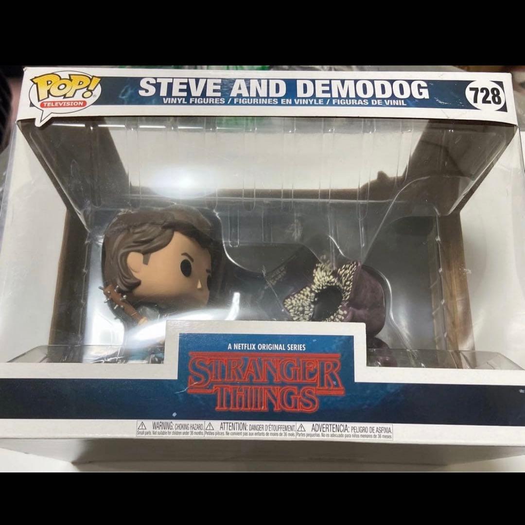 FUNKO POP! ストレンジャーシングス　スティーブアンドデモドッグ