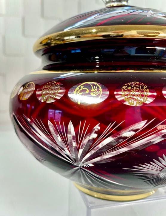 薩摩切子 薩摩切子を復刻された大阪カメイガラスの製品 薩摩切子工芸品