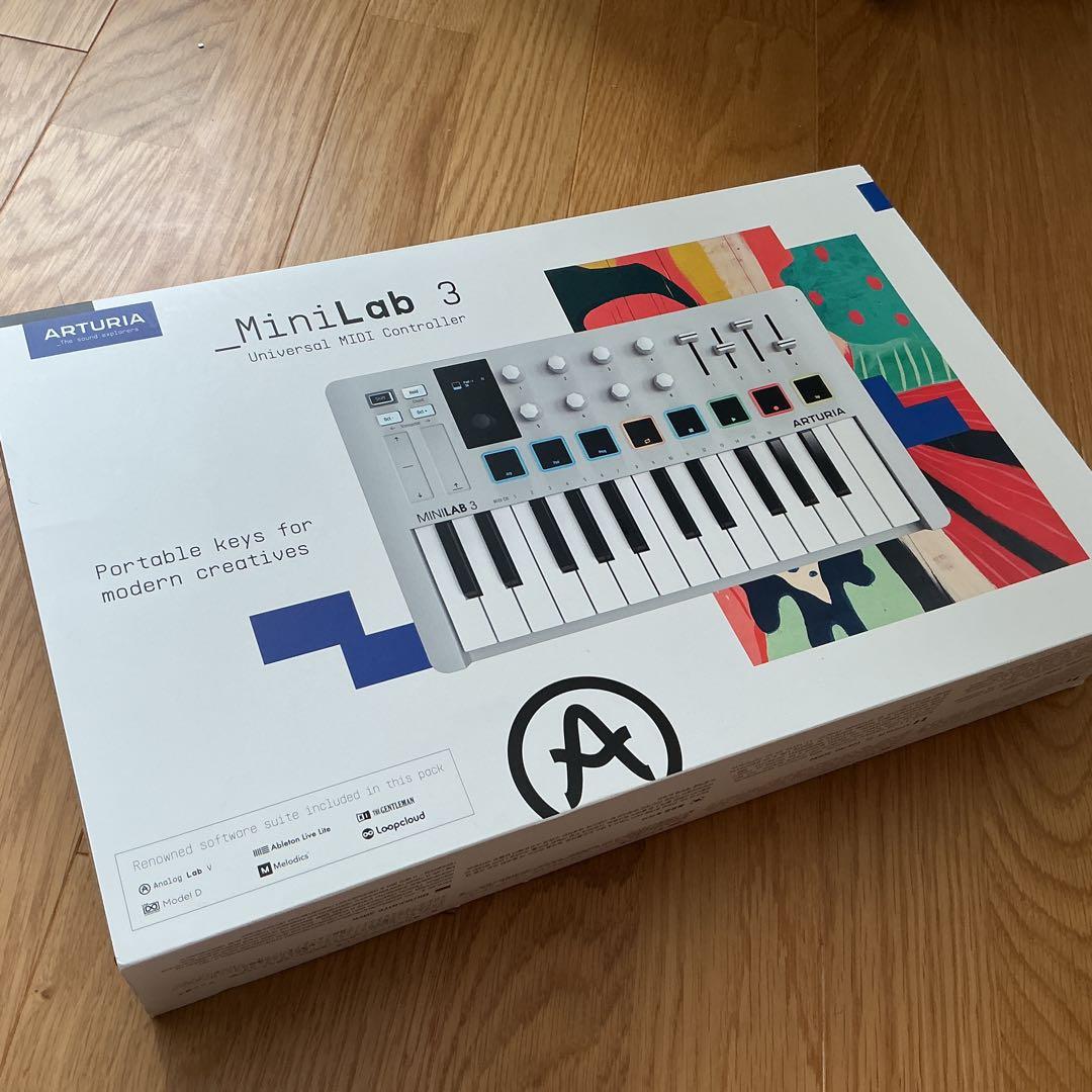 Mini lab 3 - Arturia MIDIキーボード ホワイト