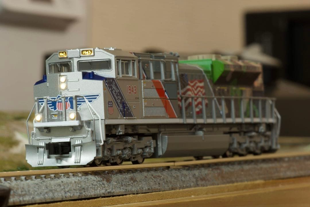 KATO USA品　貨物列車　機関車2両