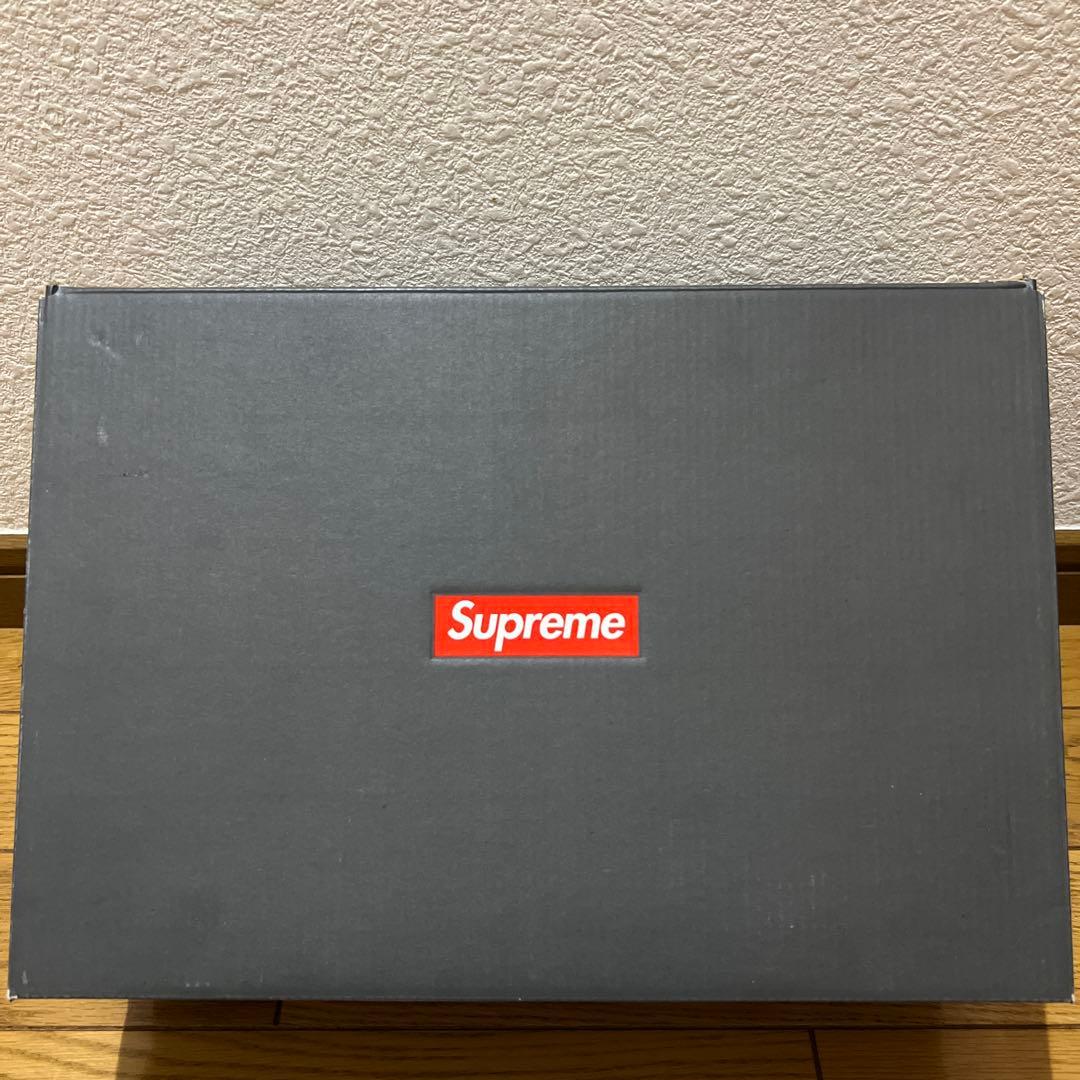 Supreme クラークス　スエード モカシンシューズ ベージュ　ワラビー