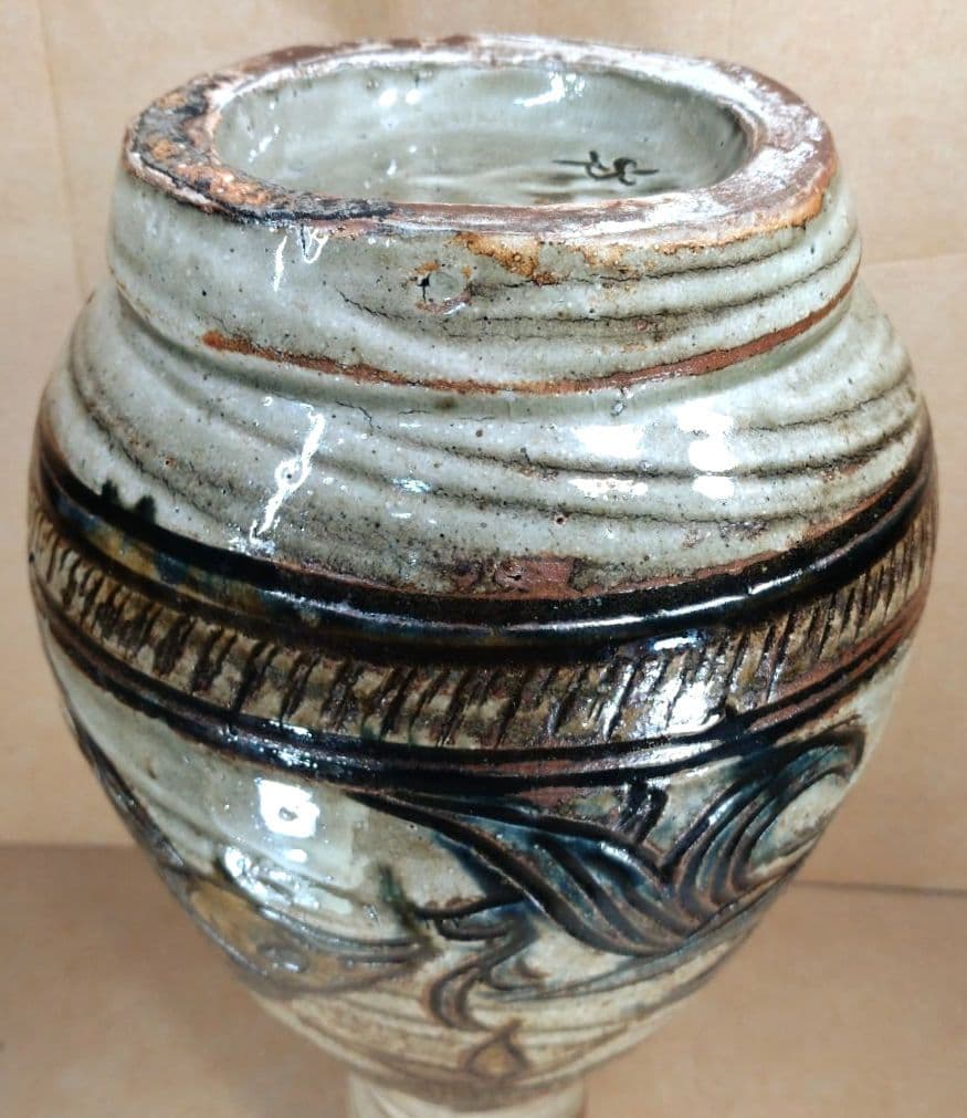 読谷初期【本物保証】金城次郎 魚紋花瓶 共箱 本人書付 h33㎝超 栞 人間国宝