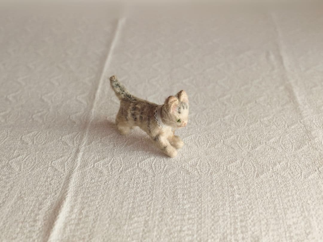 * antique bear ୨୧ * 小さくて可愛い トラ猫ちゃん