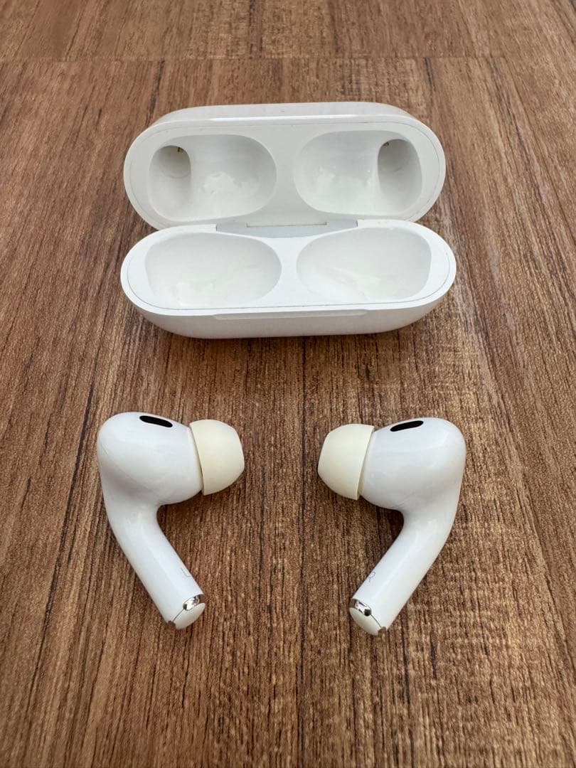 【中古】Apple AirPods Pro2 ライトニング端子モデル