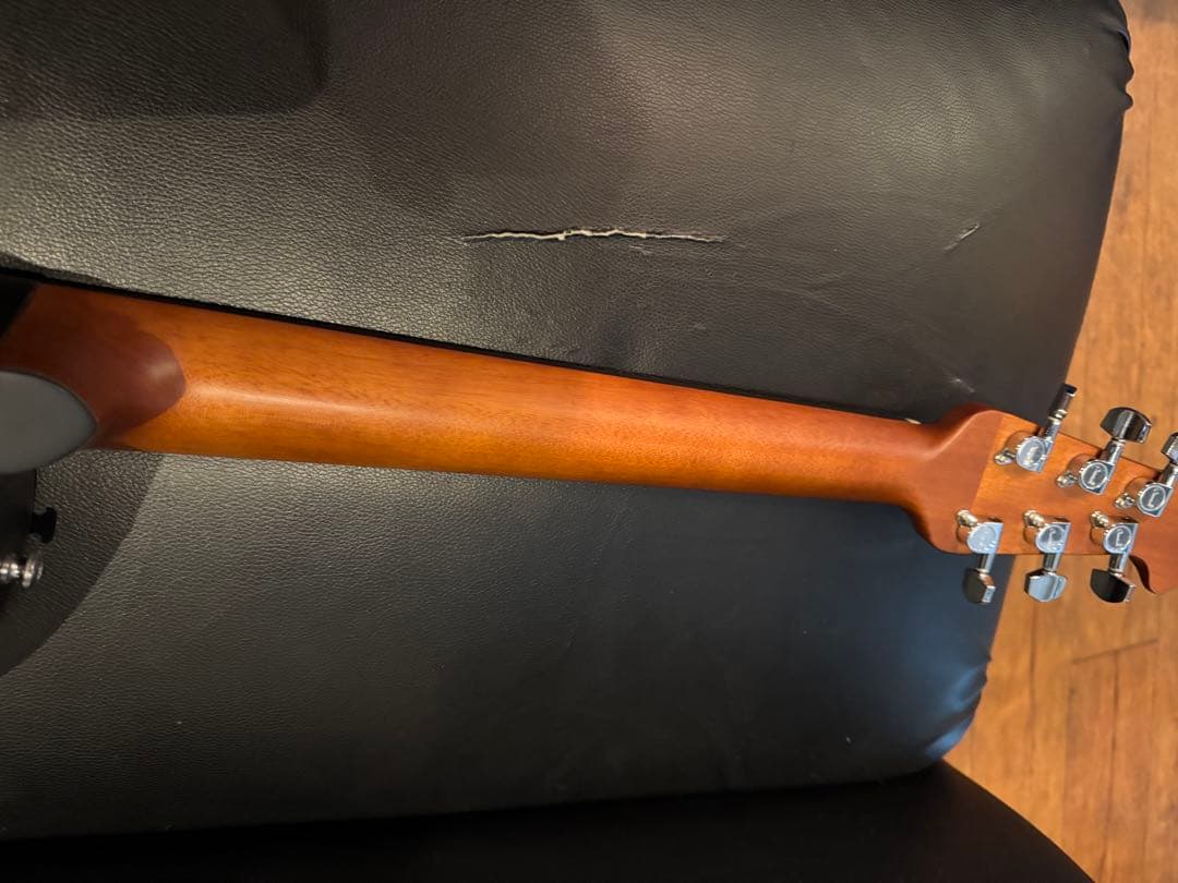 脳さま　Ovation Celebrity CE44-RBB-G