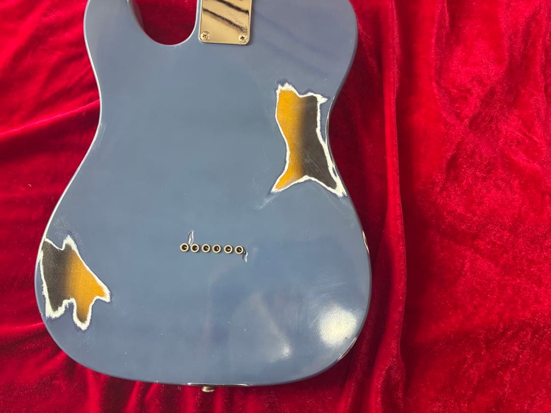 テレキャスタータイプ　マルチレイヤーカラー　ラッカーフィニッシュ　ハードレリック