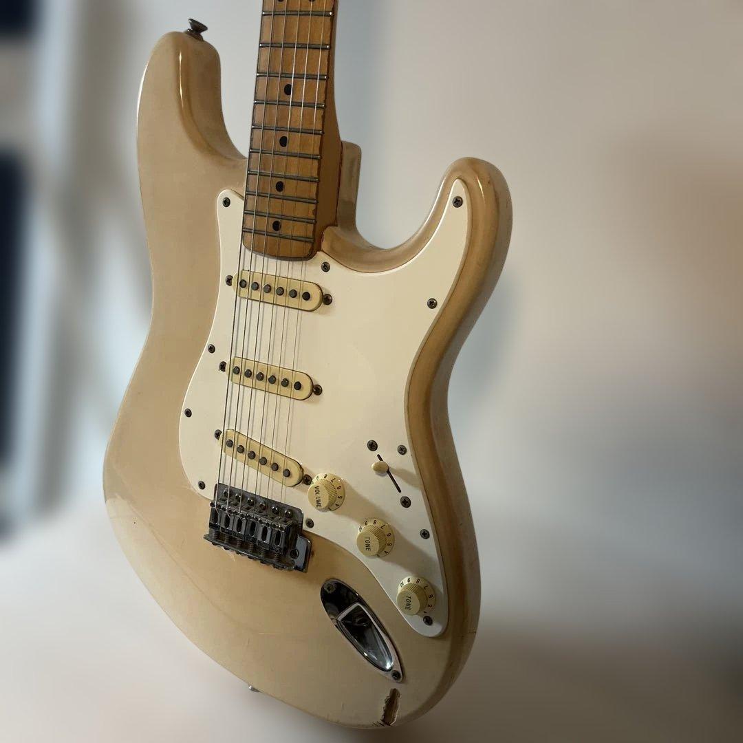 Fender Mexico ストラトキャスター
