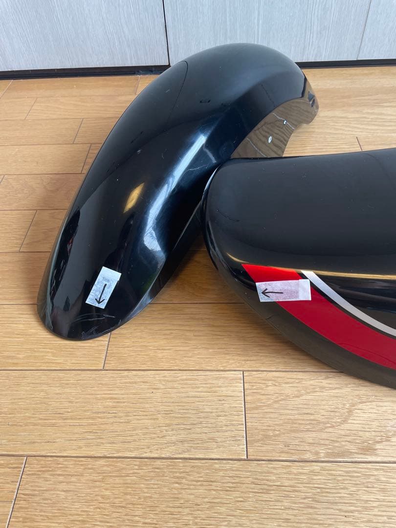 Kawasaki ゼファー750 黒赤タイガー　外装セット