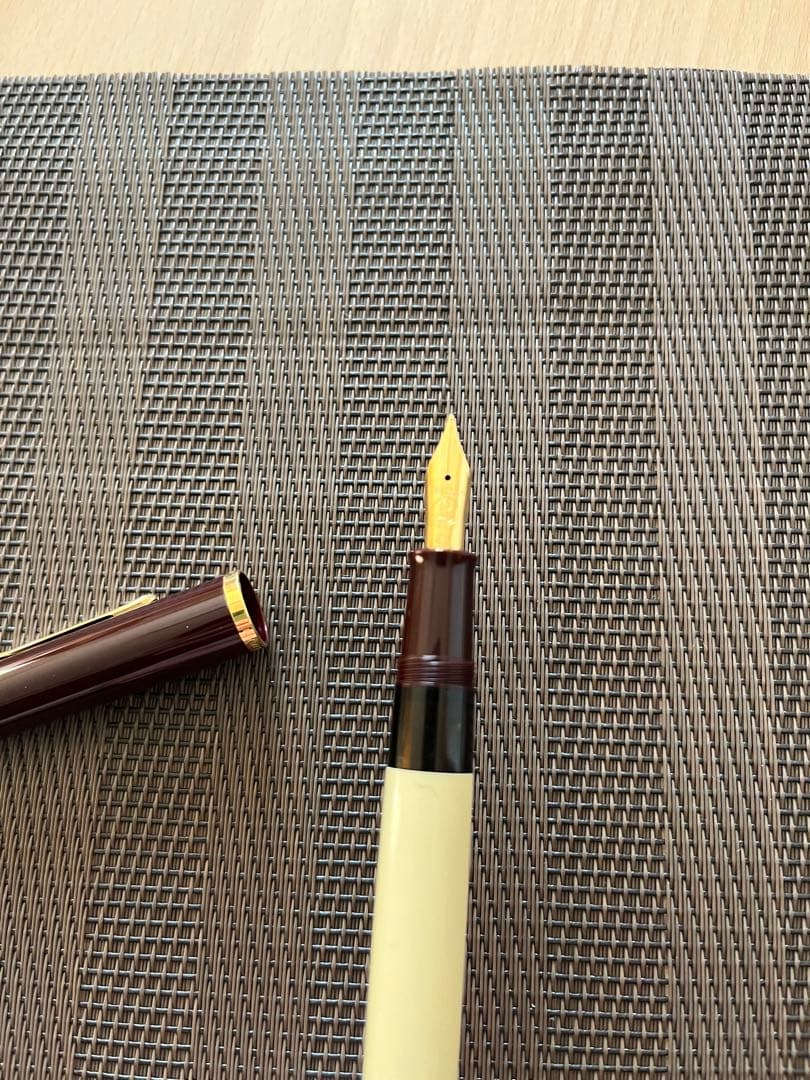 ペリカン　カフェクリーム　m200 EF