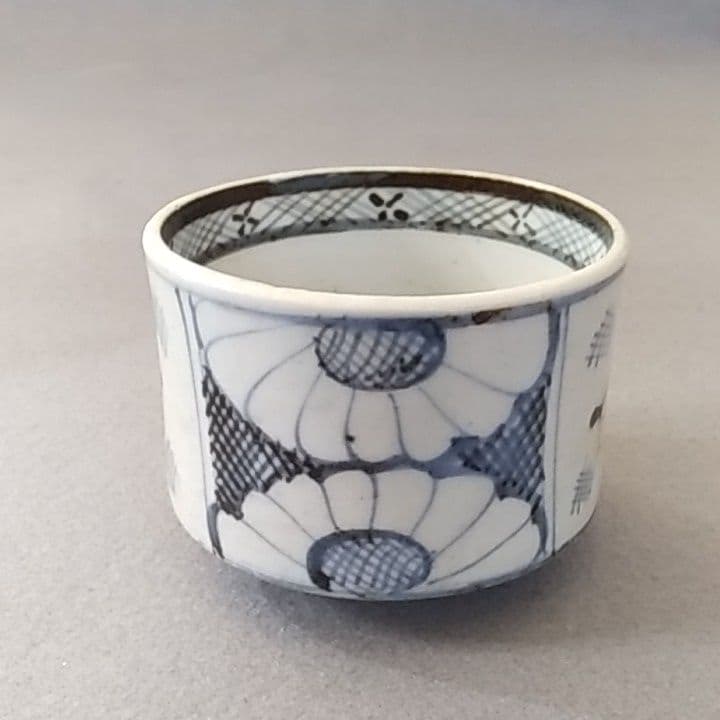 古伊万里蕎麦猪口　金継ぎ練習用　金継ぎ　No3 江戸中期