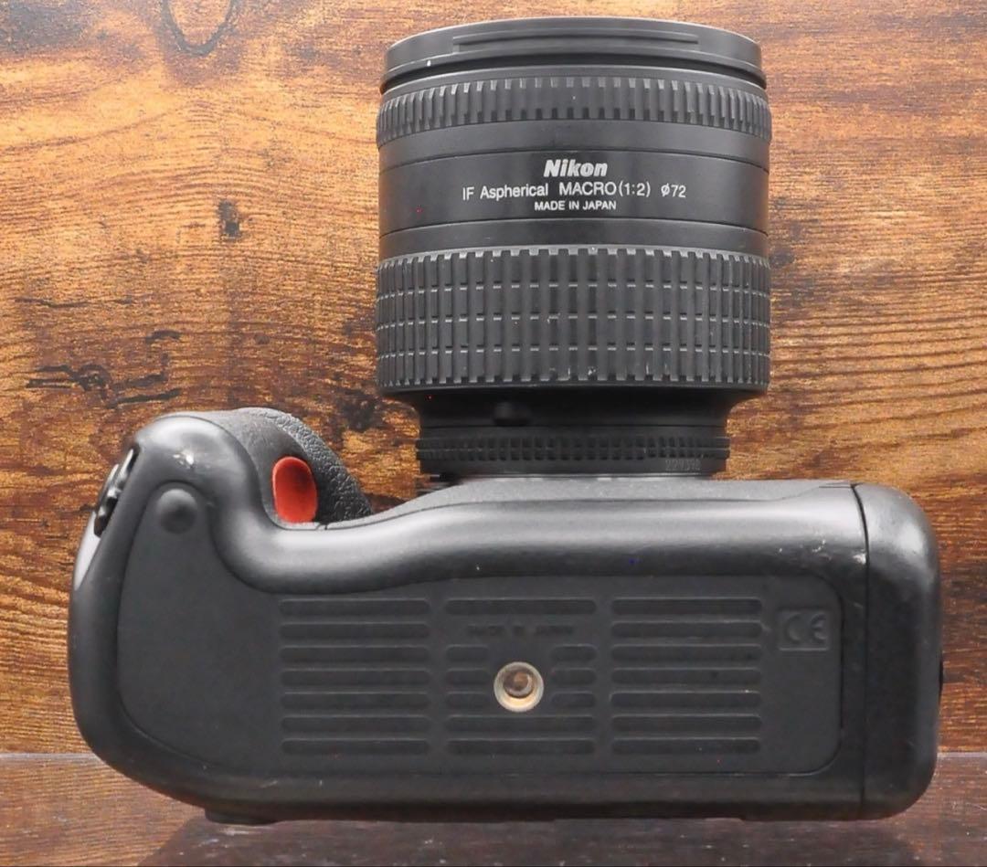 フイルムカメラ　NIKON F5 レンズ付き　動作品