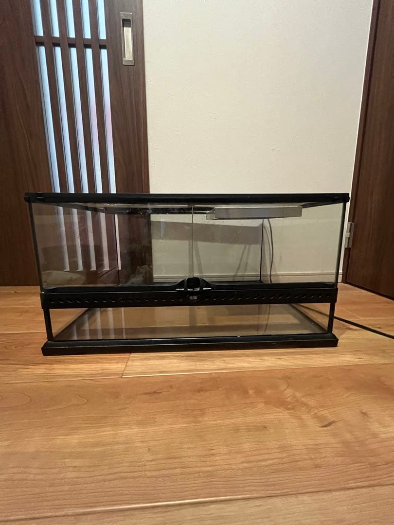 【直接渡限定】グラステラリウム6030 暖突M設置済 レプタイルヒートM付き