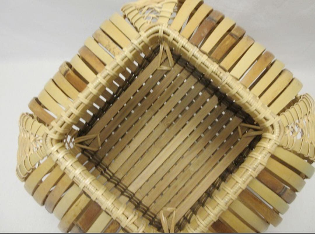 ほぼ未使用 華道具 竹心斎造 花籠 竹おとし付 花器 和室 竹細工 共布 共箱