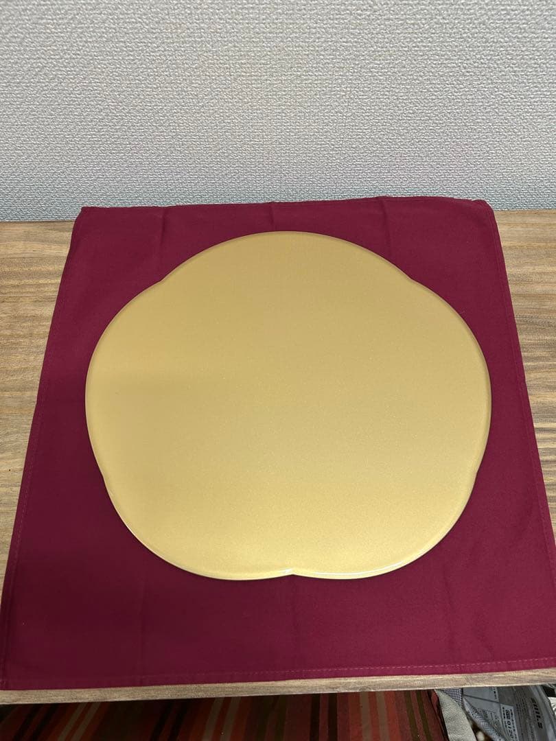 12.5福梅プレート　9枚セット。ゴールド金色。