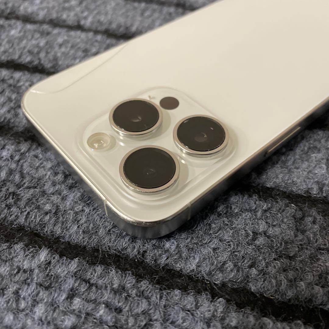 162 iPhone15 Pro 128GB ホワイトチタニウム SIMフリー