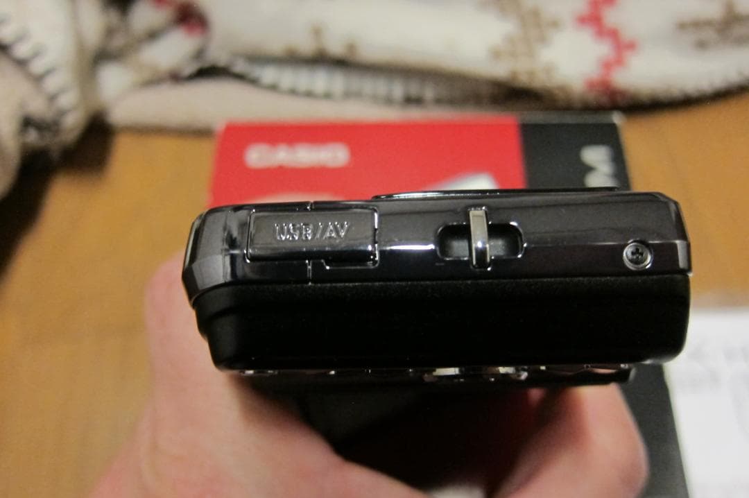 CASIO EXILIM Hi-ZOOM EX-H15 ブラック　美品