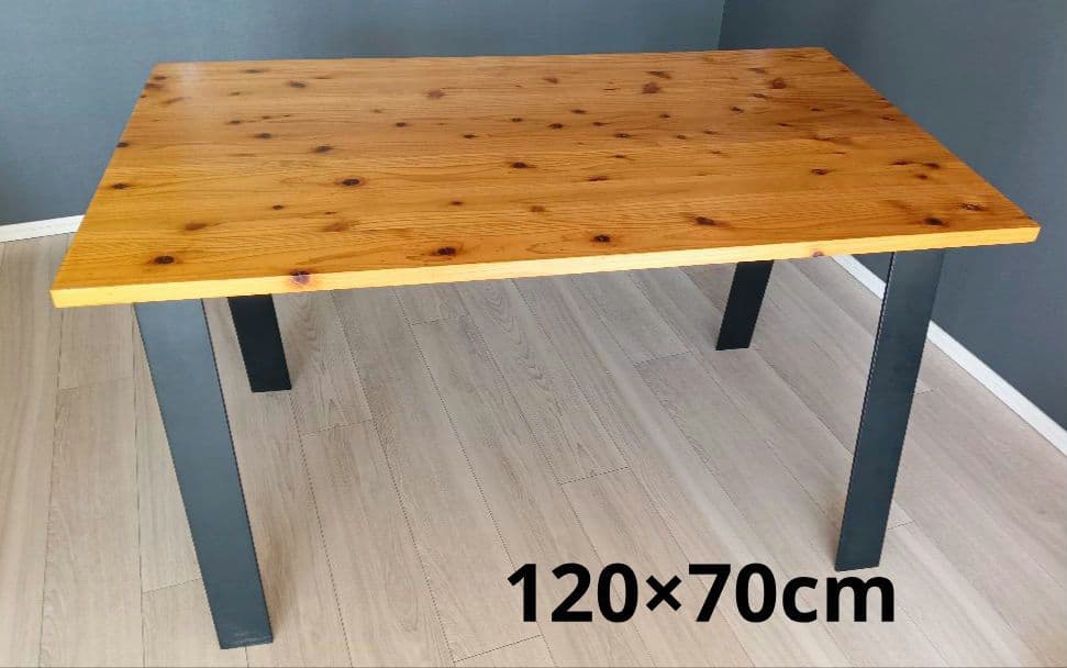 kanademono　カナデモノ　ダイニングテーブル　作業台　杉×アイアン脚