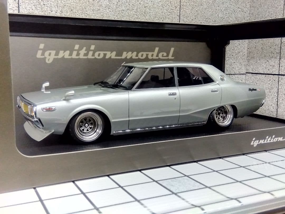 1/18 イグニッション モデル 日産 スカイライン2000 GT-X シルバー