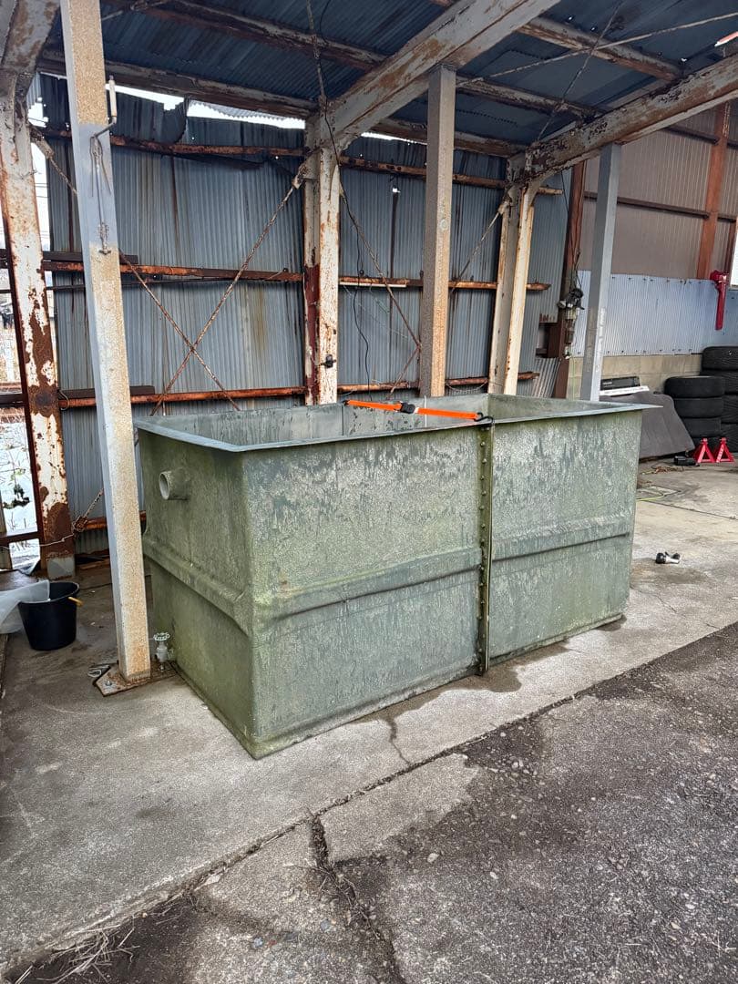 大型FRP 水槽　貯水槽