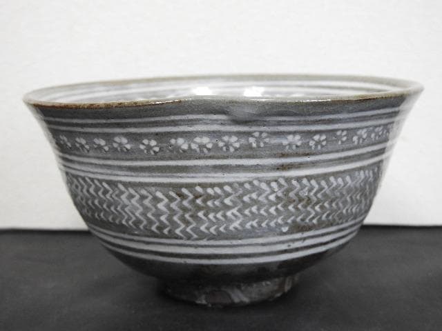 蔵六造　三嶋茶碗　共箱　MA603