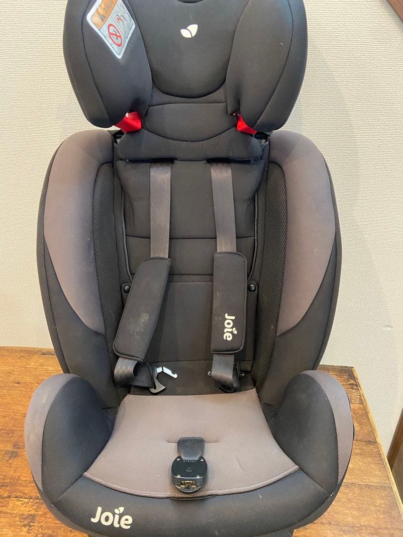 Joie ジョイー　チャイルドシート